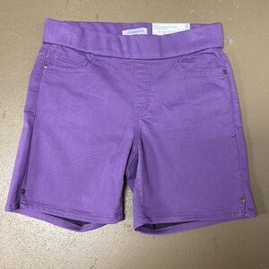 Liz Claiborne Amber Lavender Pull-on Shorts Size 6 NWT